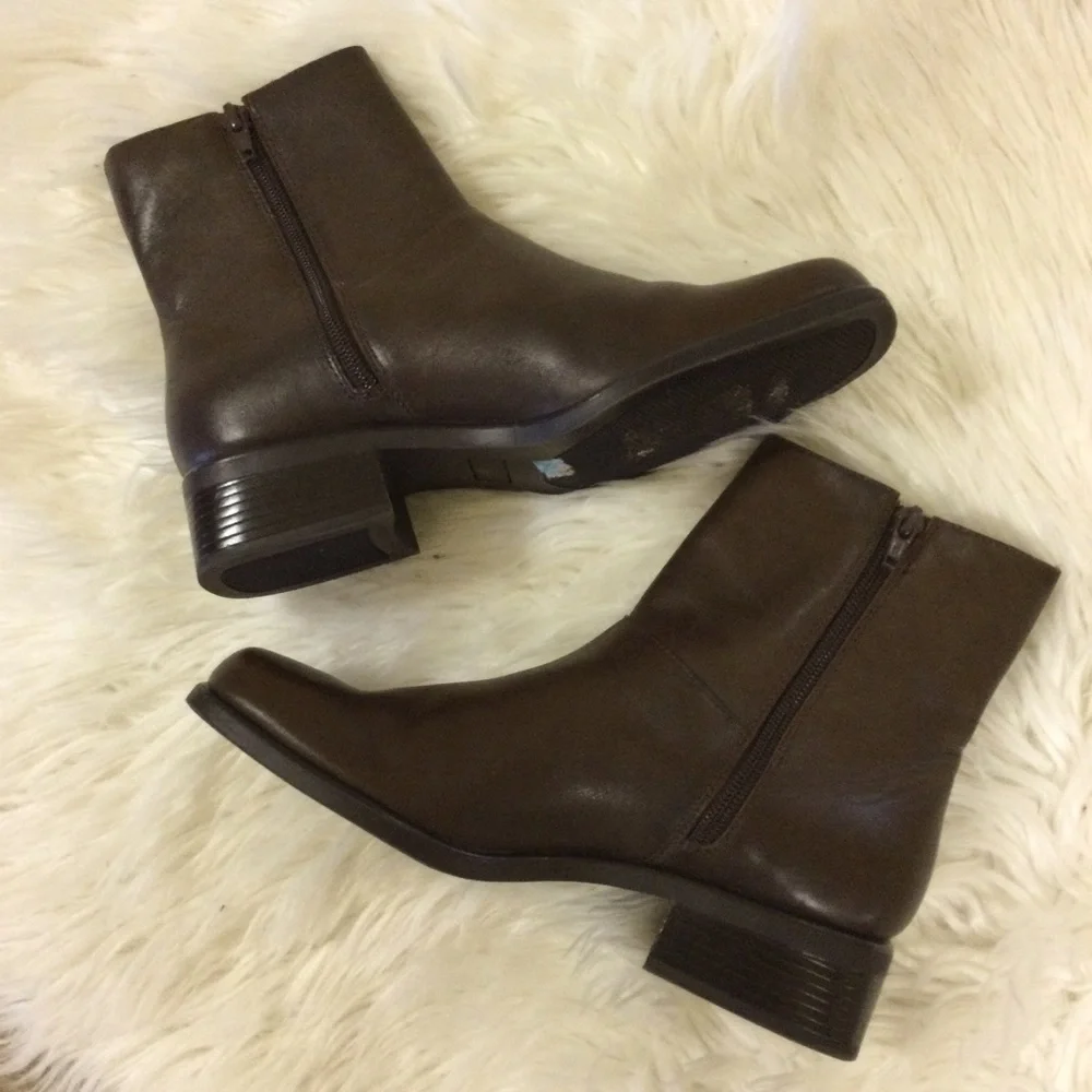 Studio Works Brown Leather Braydon Side Zip Ankle Boots Size 6.5